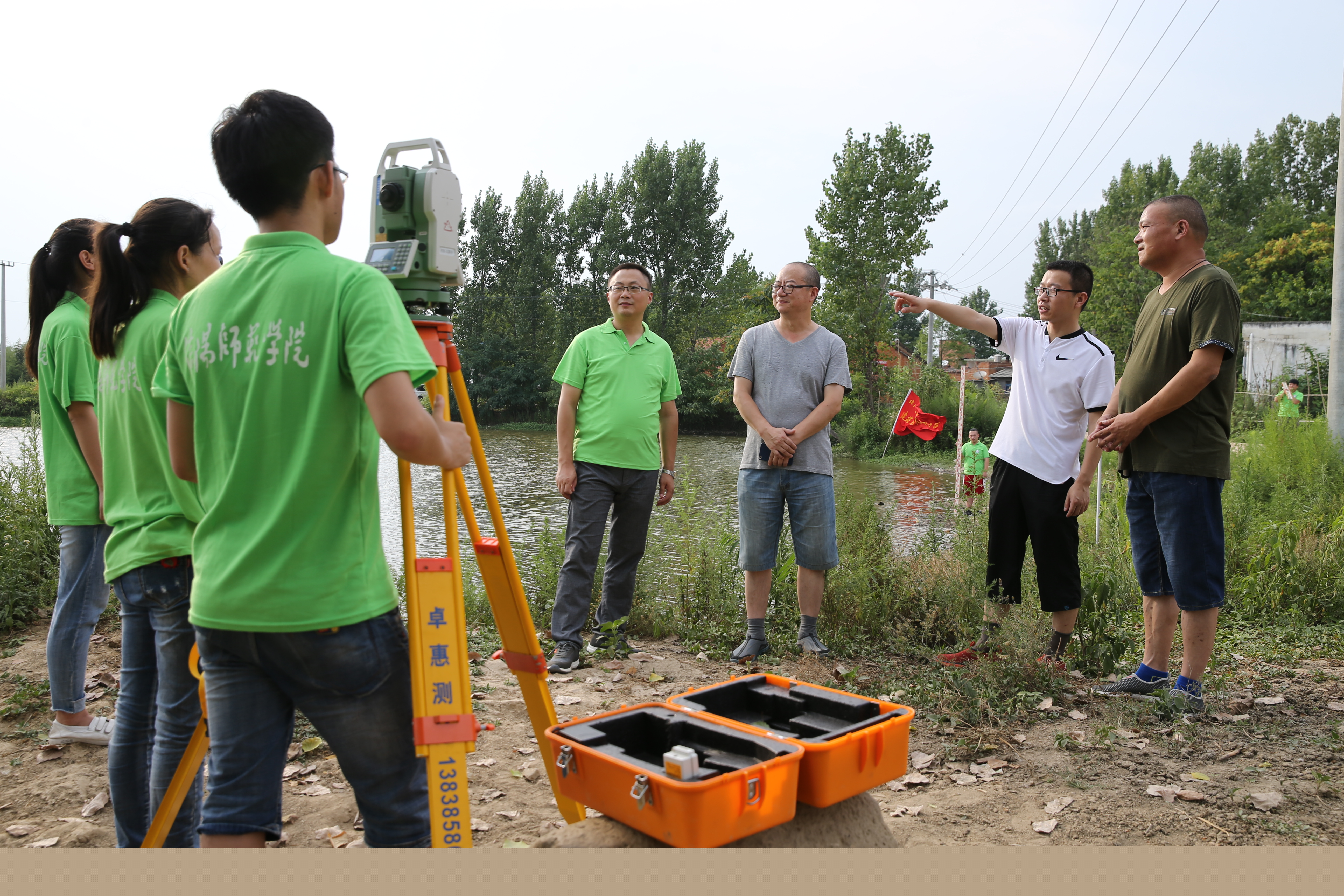 AT8V0314.JPG